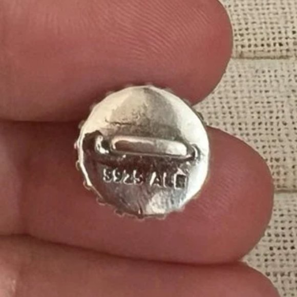 Disney Parks Pandora Charm - Haunted Mansion - Hatbox Ghost - Picture 2 of 9